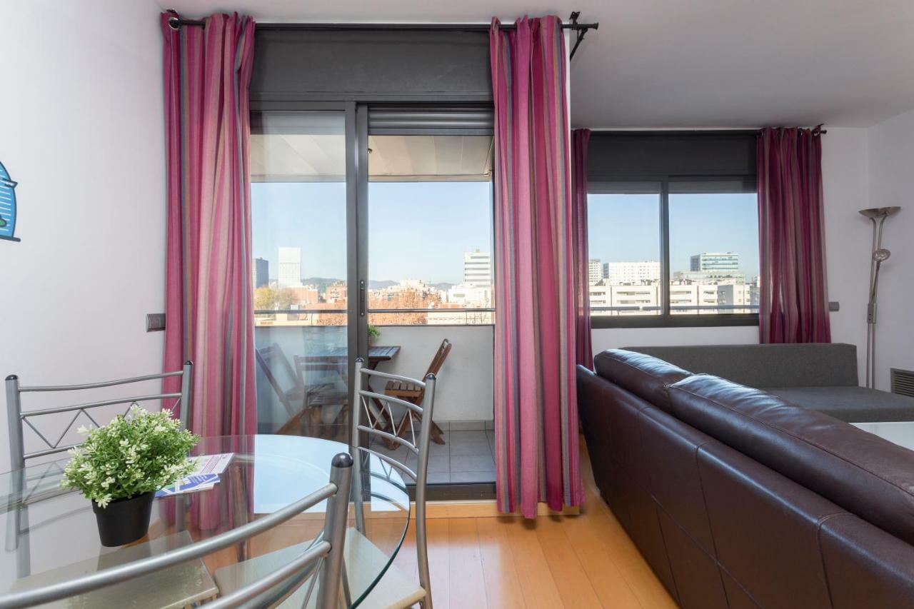 1216 - Forum Gardens Apartment *